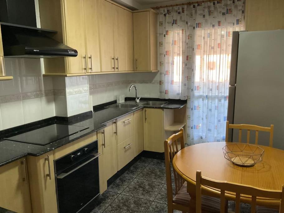 Brisa De Poniente Con Cochera Y Aire Acondicionado Águilas Εξωτερικό φωτογραφία